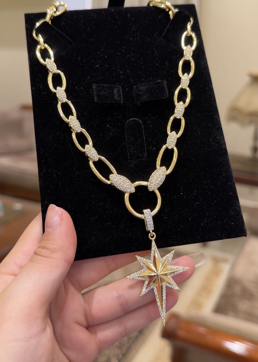 Star Pendant Link Necklace