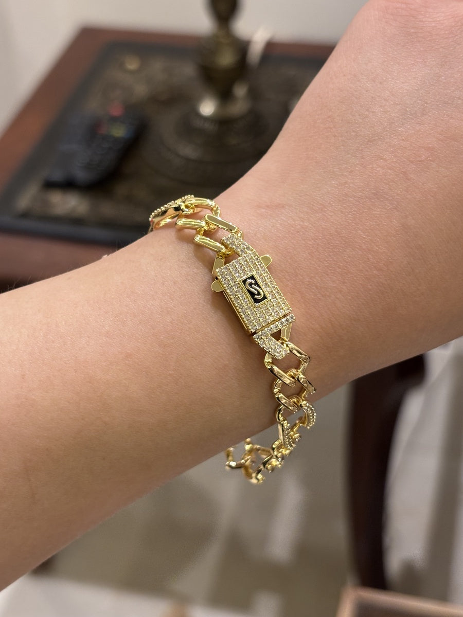 Signature Clasp Curb Bracelet