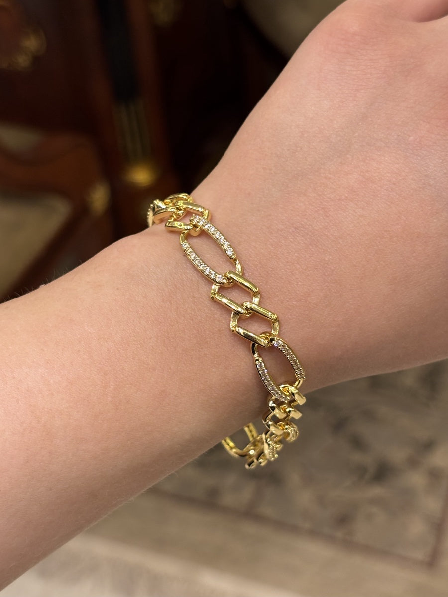Pavé Figaro Link Bracelet